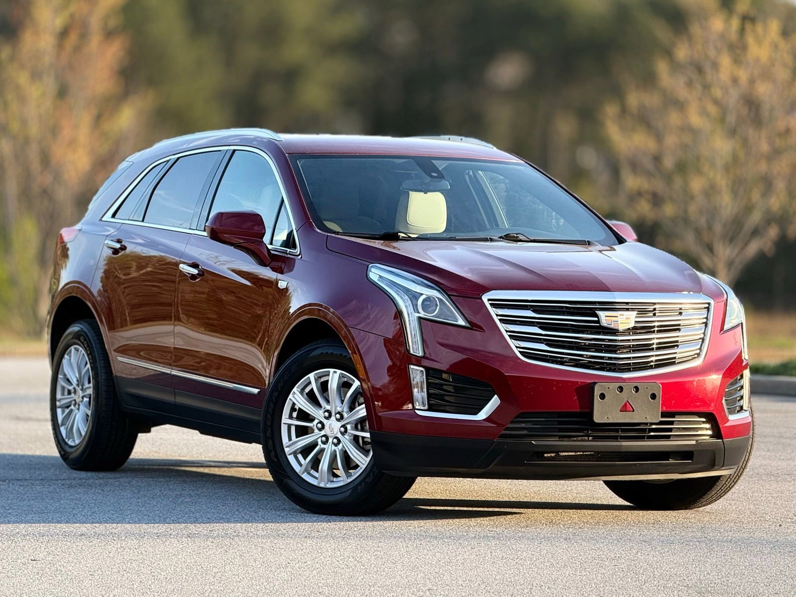 Used 2017 Cadillac XT5 FWD image 12