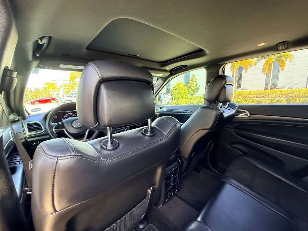 Used 2019 Jeep Grand Cherokee Altitude image 19