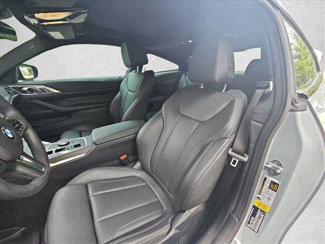 Used 2024 BMW 430i Coupe w/ M Sport Package RWD image 13