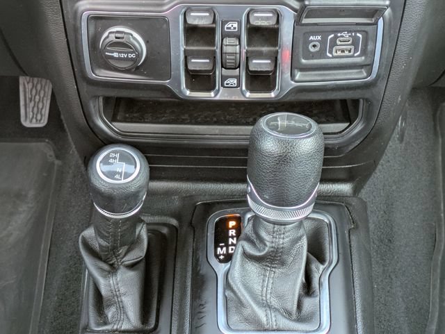Certified 2023 Jeep Gladiator Sport AWD/4WD image 13