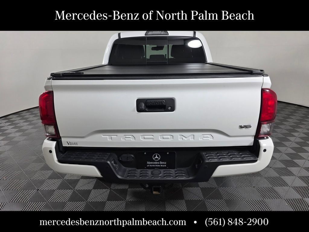 Used 2019 Toyota Tacoma TRD Off-Road AWD/4WD image 5