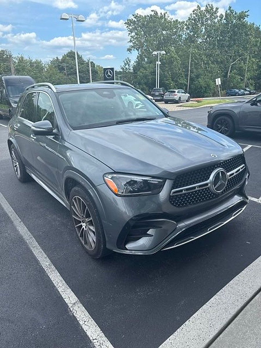 Used 2024 Mercedes-Benz GLE 350 4MATIC image 2