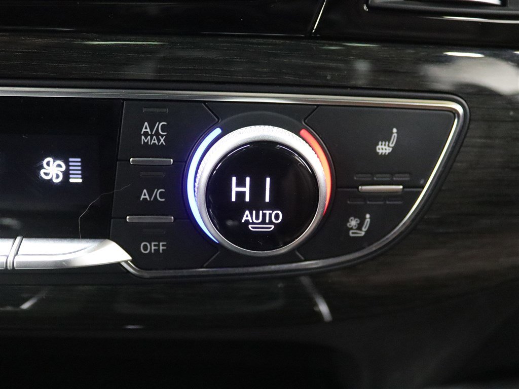 Used 2018 Audi Q7 3.0T Prestige image 33