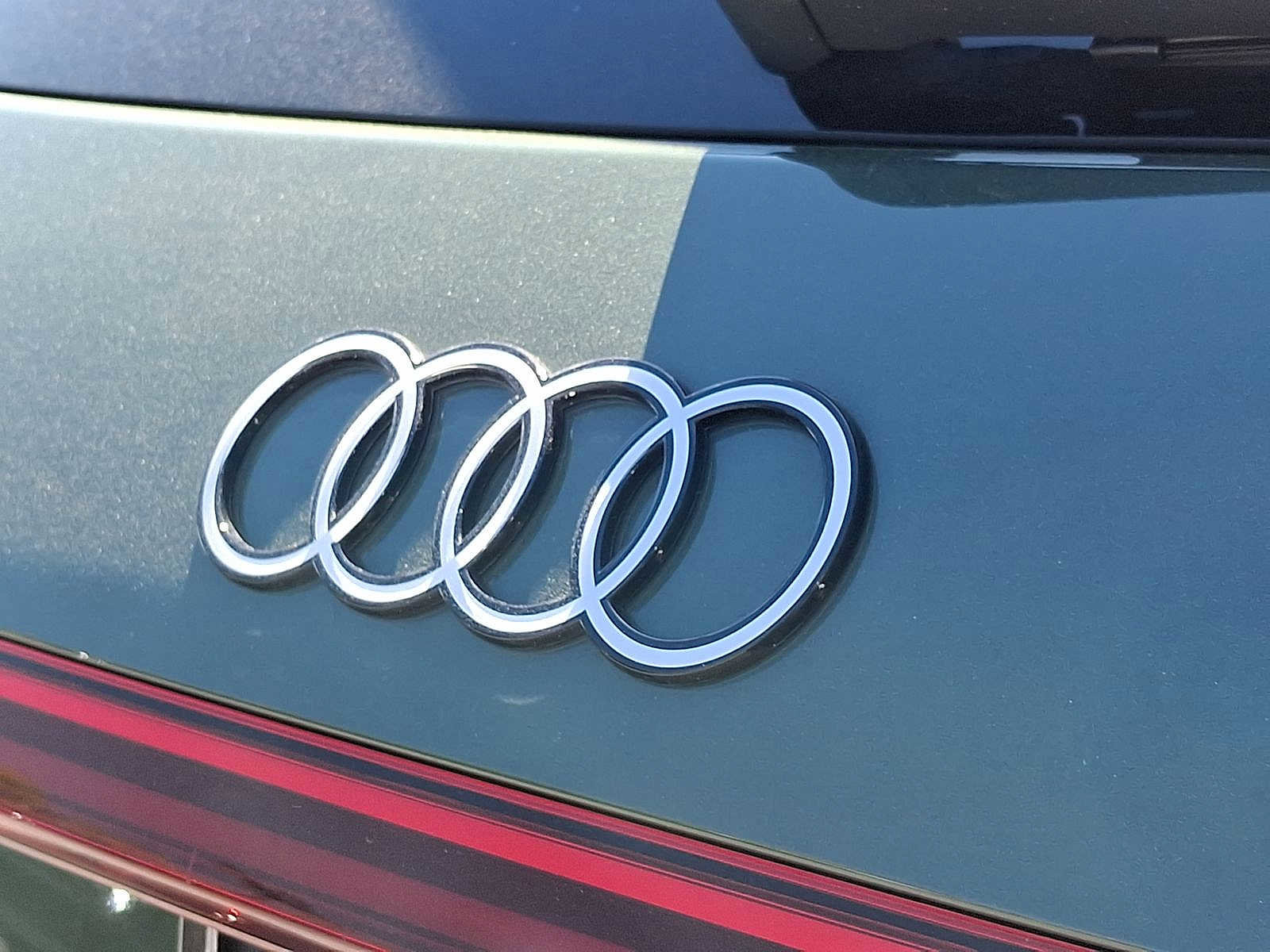 Certified 2025 Audi Q5 Premium w/ Premium Plus AWD/4WD image 24