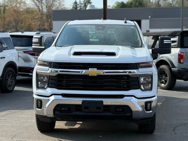 Used 2025 Chevrolet Silverado 2500 LT w/ Convenience Package AWD/4WD image 32