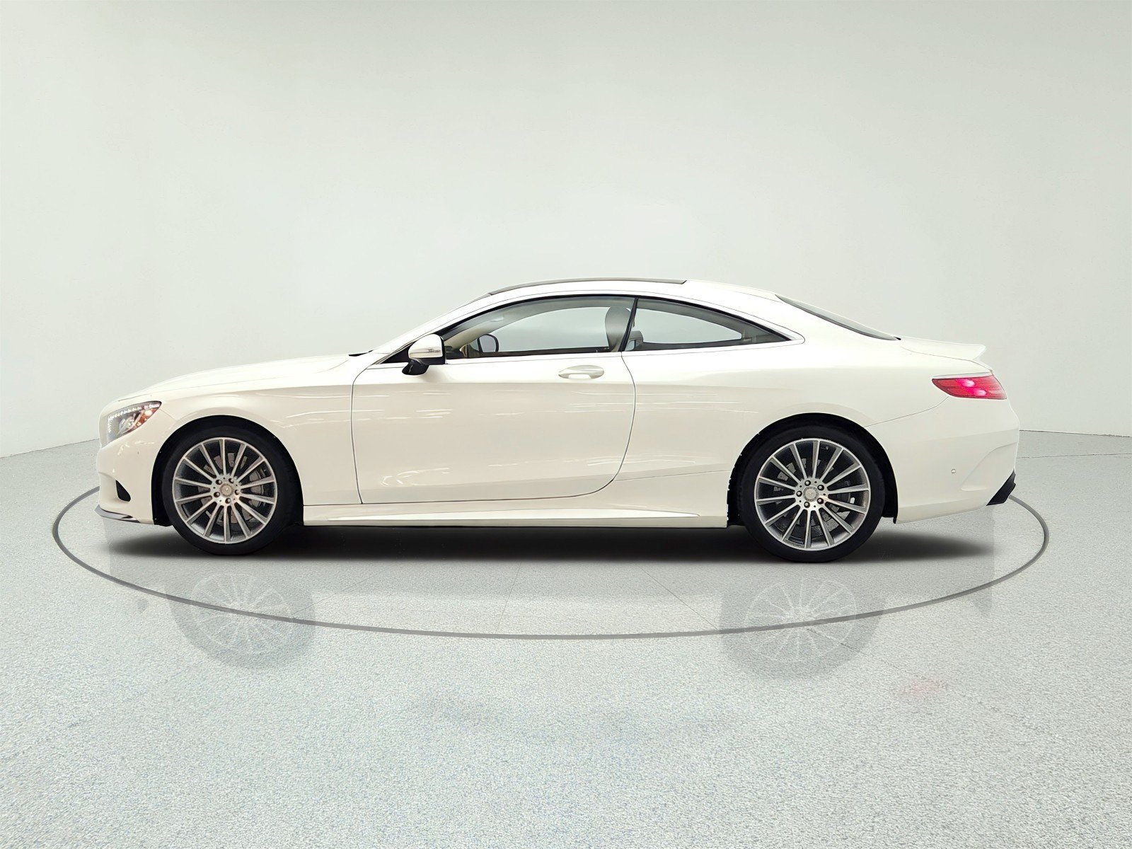 Used 2016 Mercedes-Benz S 550 4MATIC Coupe image 8