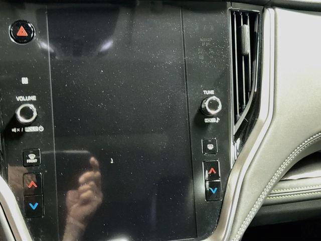 Used 2024 Subaru Outback Onyx Edition AWD/4WD image 18