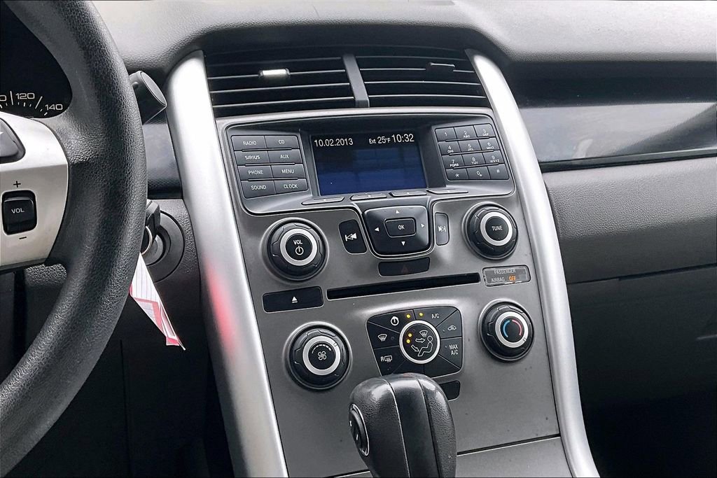 Used 2013 Ford Edge SE image 9