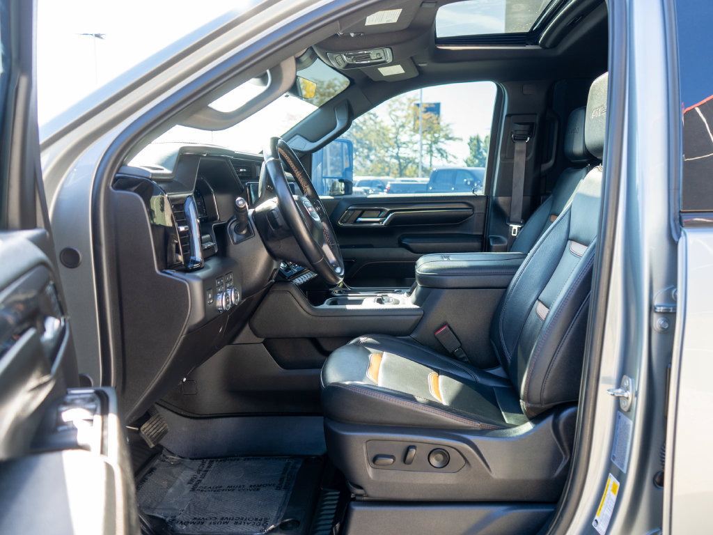 Used 2024 GMC Sierra 2500 AT4 w/ AT4 Premium Plus Package AWD/4WD image 11