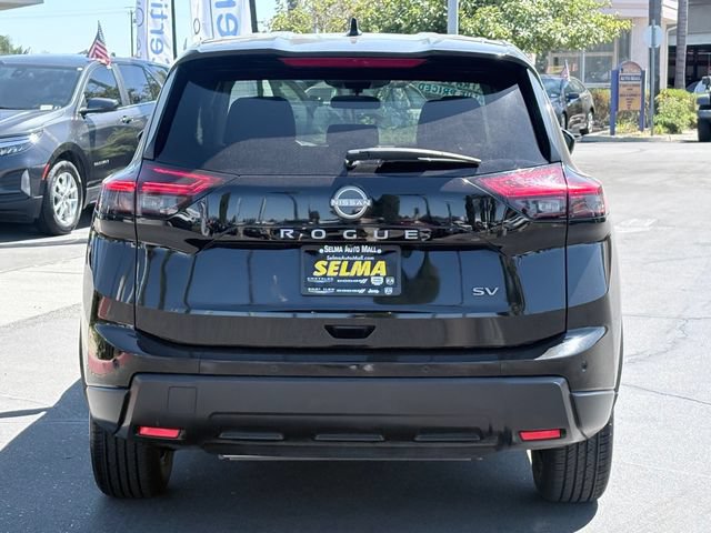 Used 2024 Nissan Rogue SV FWD image 6