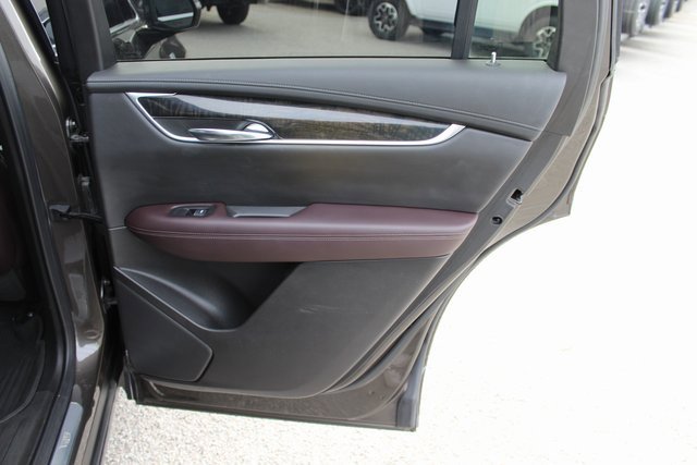 Used 2020 Cadillac XT6 Premium Luxury image 7