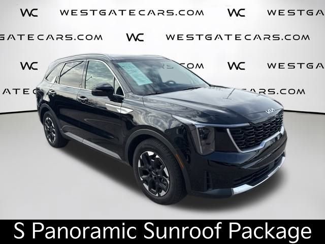 Certified 2026 Kia Sorento S w/ S Panoramic Sunroof Package image 4