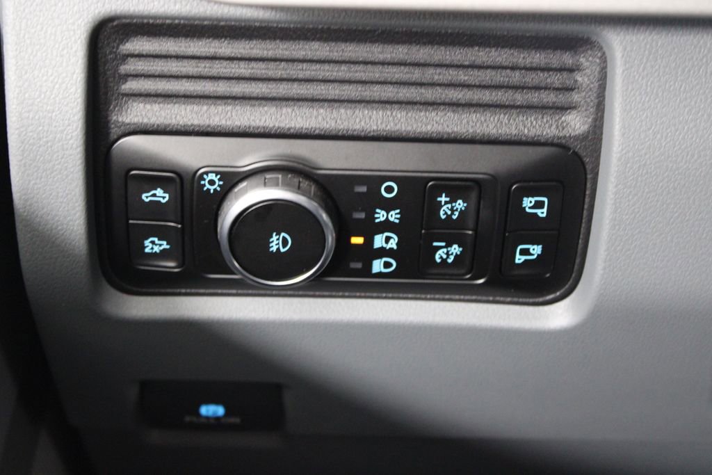 New 2026 Ford F250 XLT w/ XLT Premium Package image 39