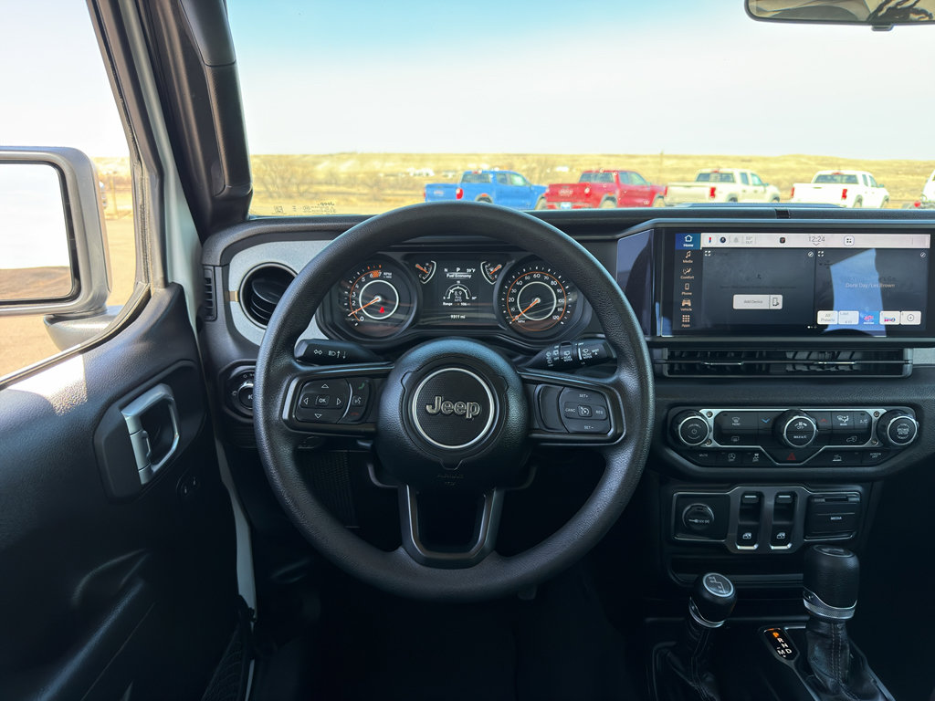 Used 2025 Jeep Wrangler Sport image 13