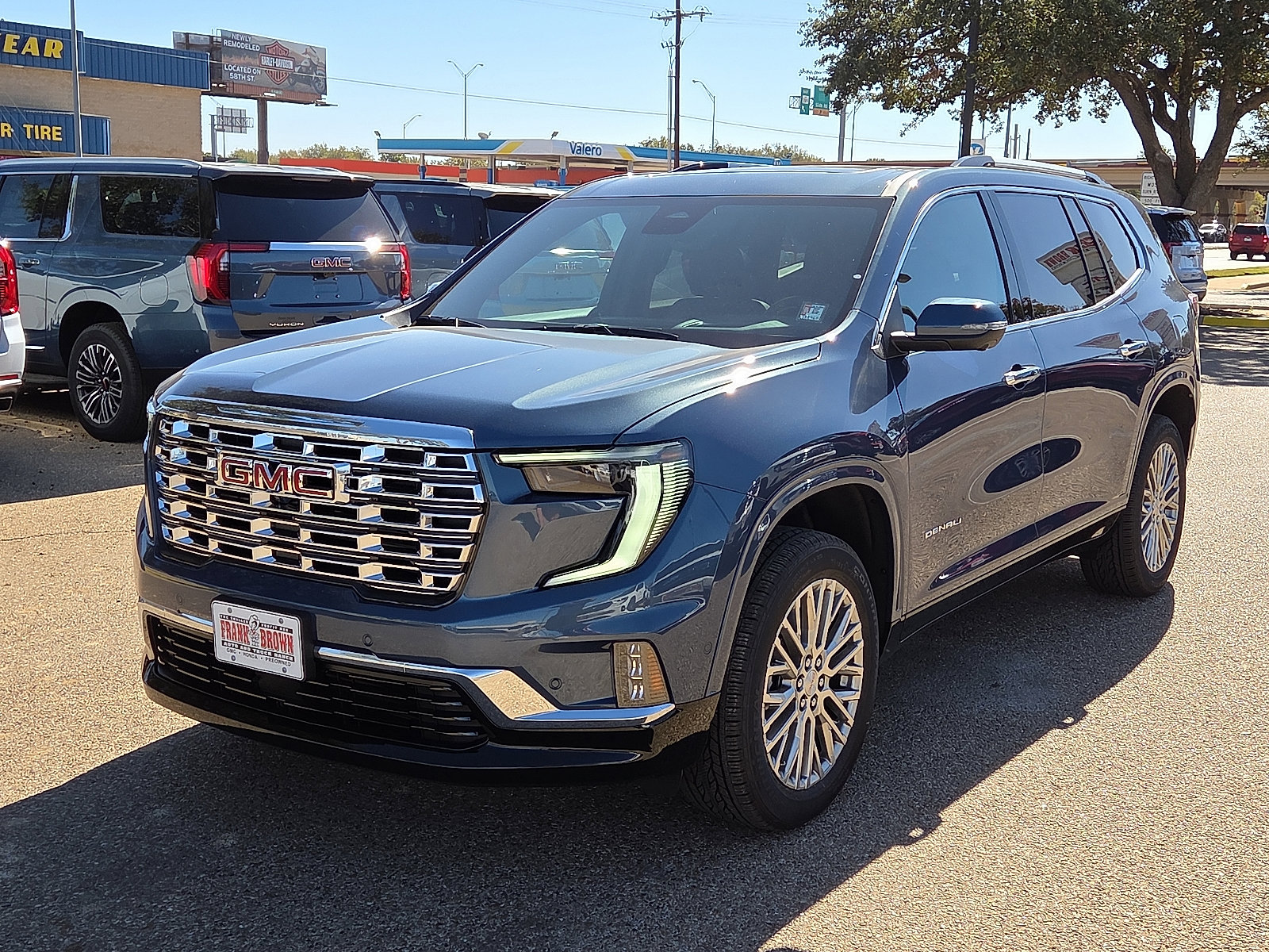 New 2026 GMC Acadia Denali w/ Super Cruise Package