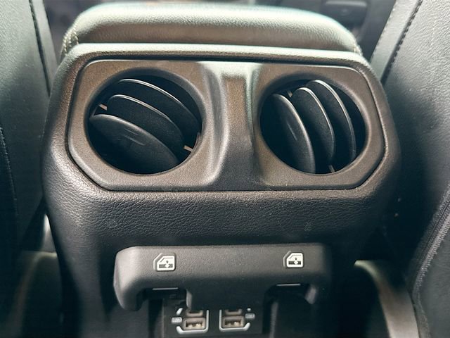 Used 2022 Jeep Wrangler Unlimited Sahara w/ Cold Weather Group image 22