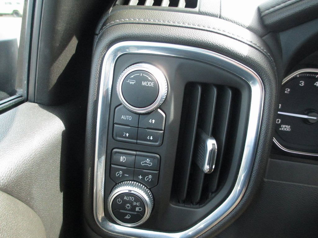 Used 2022 GMC Sierra 2500 SLT w/ SLT Premium Package image 29