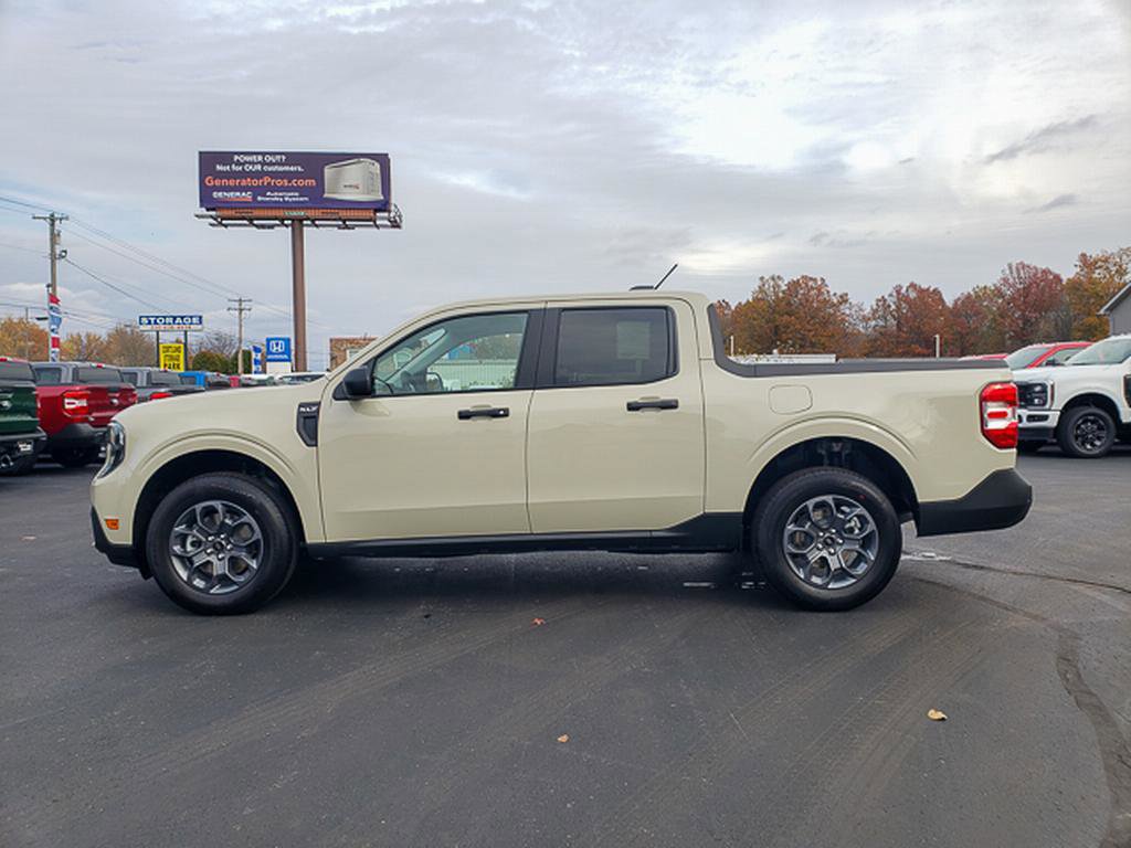 New 2025 Ford Maverick XLT w/ Equipment Group 301A image 3