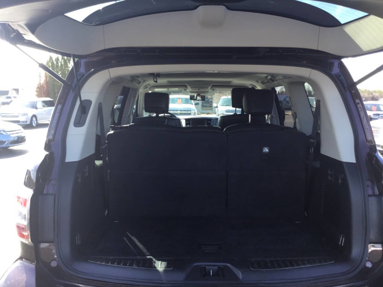 Used 2020 Nissan Armada Platinum w/ Cargo Package AWD/4WD image 5