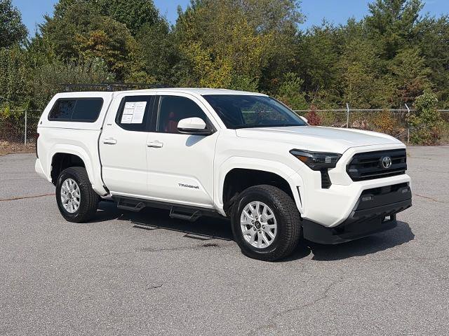 Used 2024 Toyota Tacoma SR5 AWD/4WD image 1