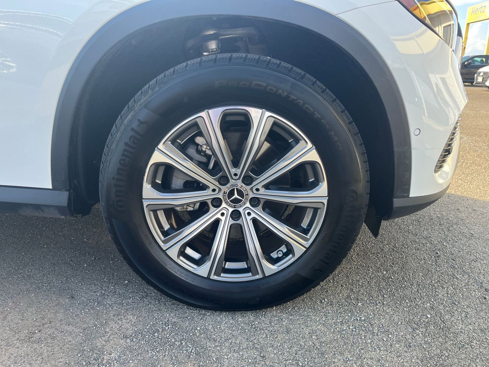 Used 2024 Mercedes-Benz GLC 300 image 32