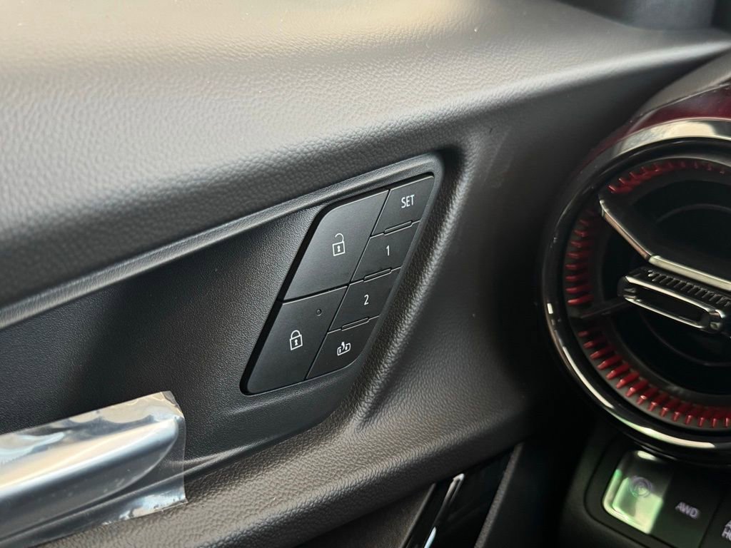 New 2026 Chevrolet Equinox RS w/ Convenience Package III image 23