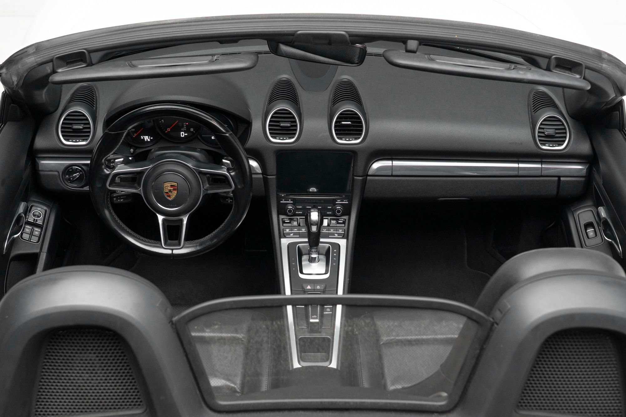Used 2022 Porsche 718 Boxster RWD image 2