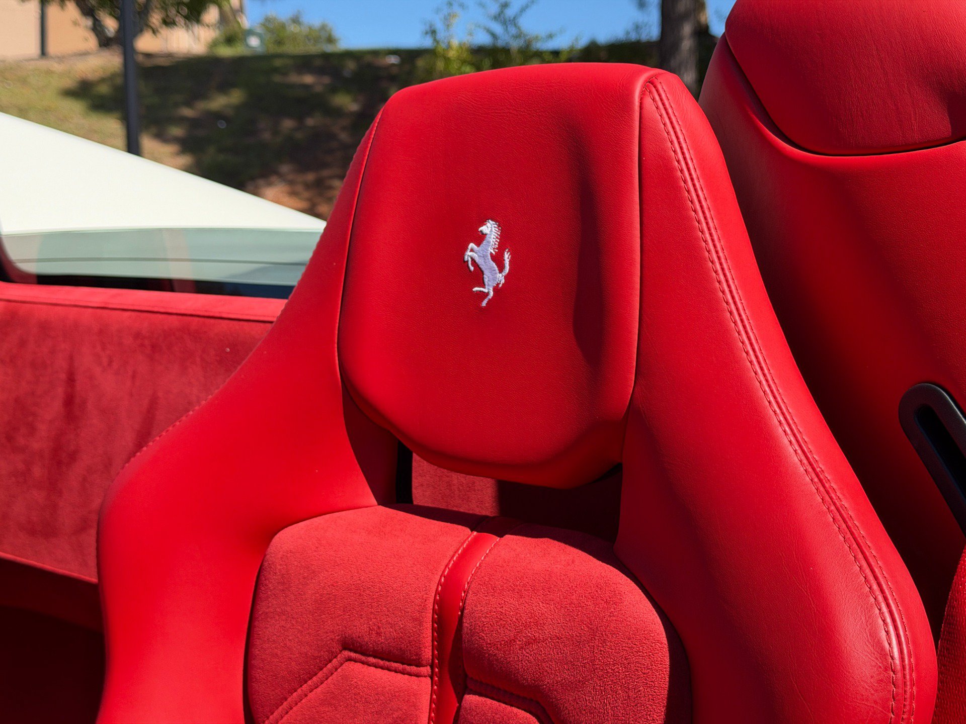 Used 2015 Ferrari 458 Spider RWD image 45
