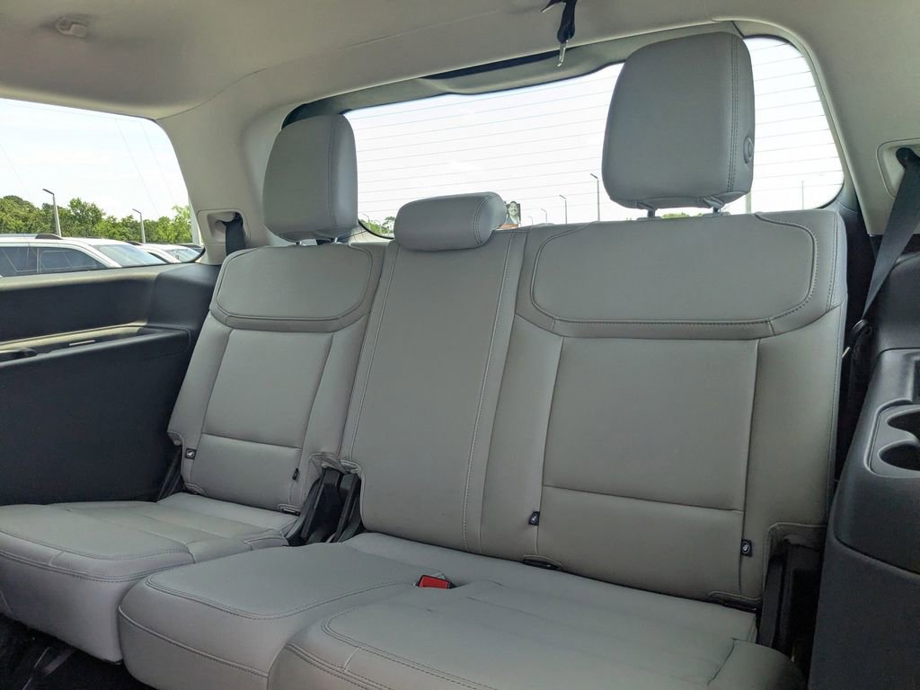 New 2026 Ford Expedition Active RWD image 16