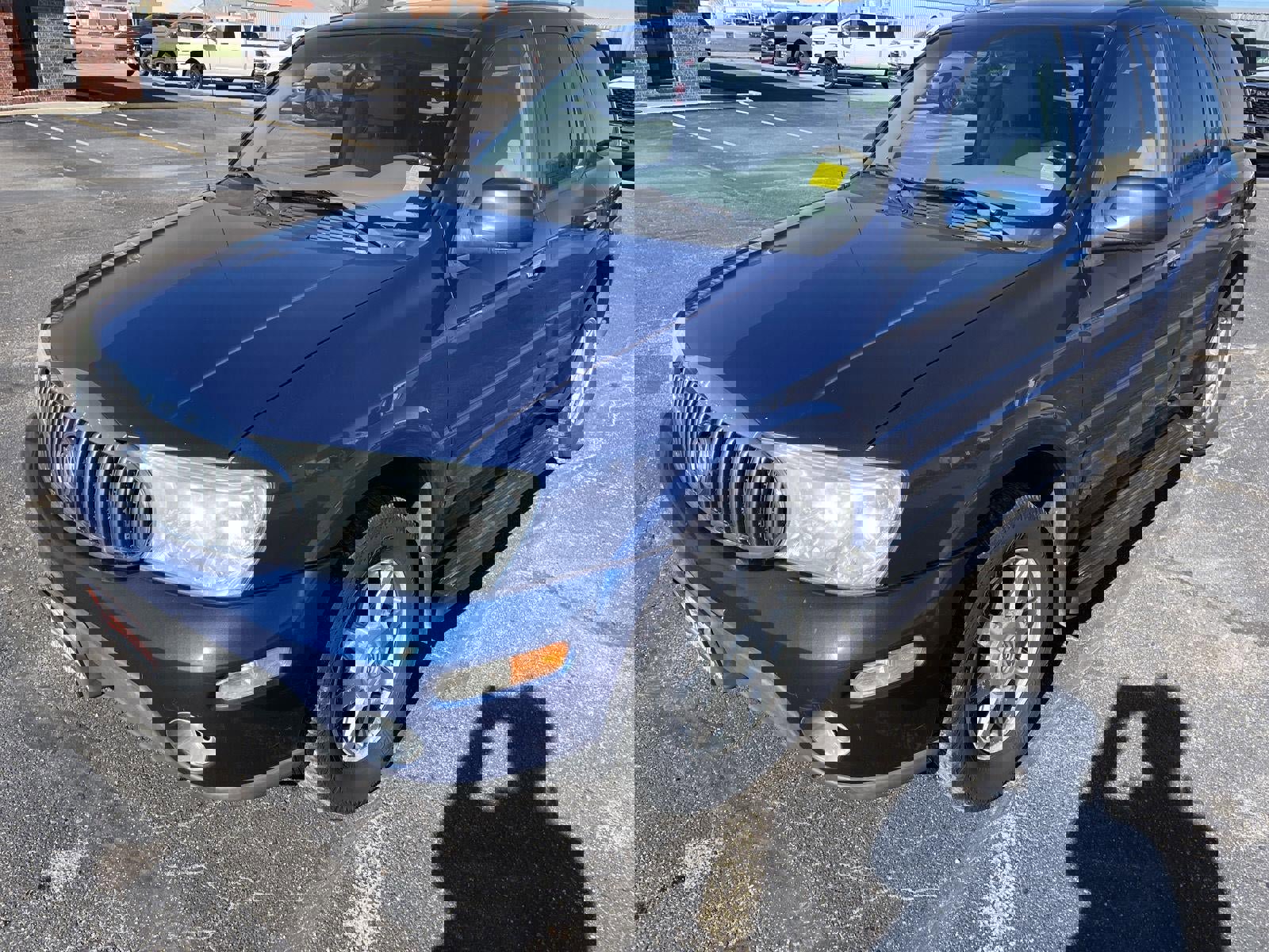 Used 2006 Buick Rainier CXL image 2