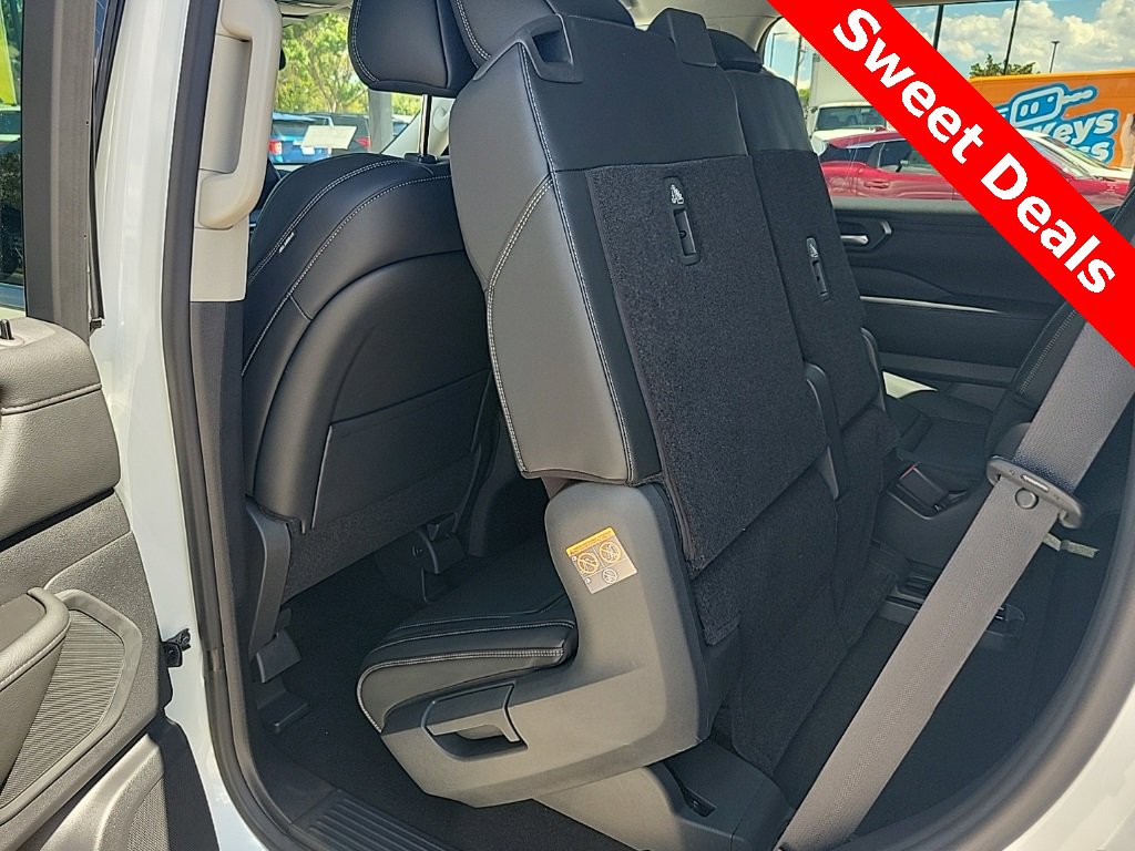 New 2026 Nissan Armada SV image 38