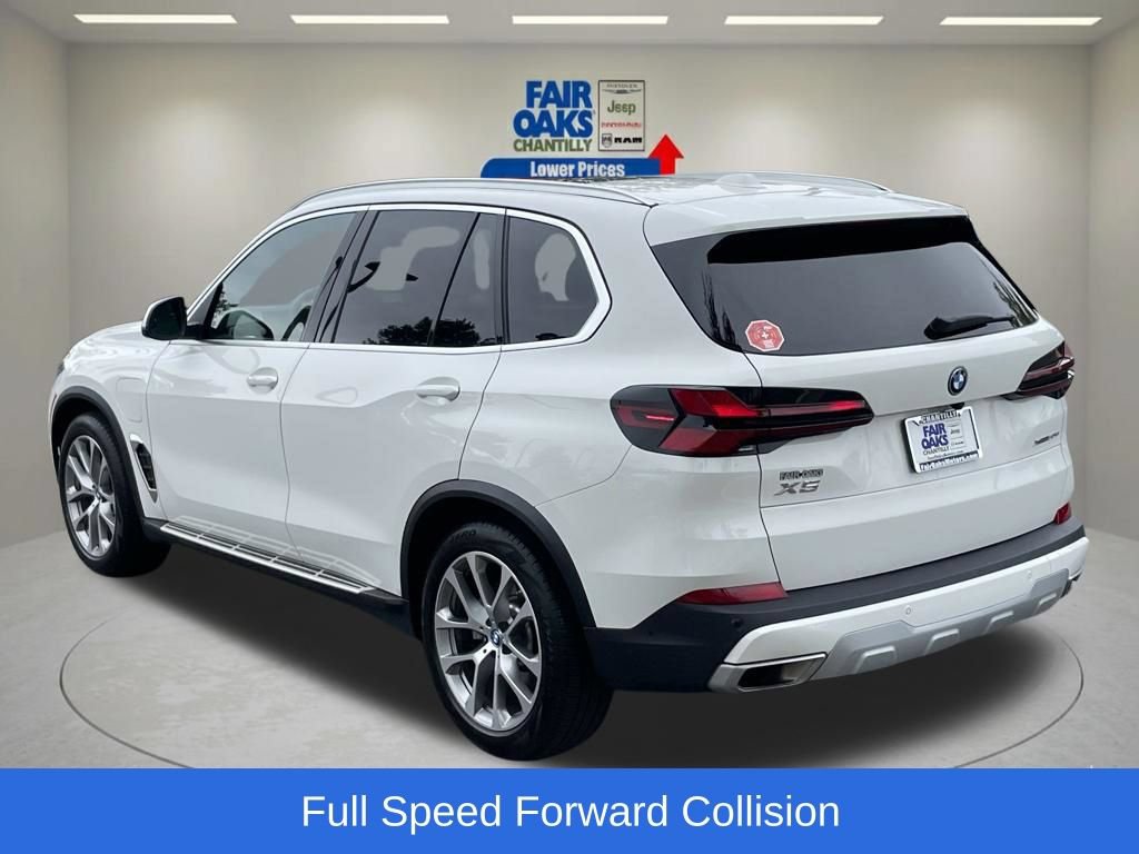 Used 2025 BMW X5 xDrive50e AWD/4WD image 9