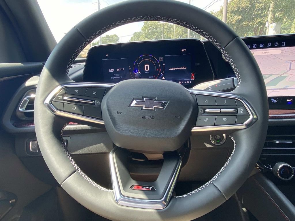 New 2026 Chevrolet Traverse Z71 w/ Driver Confidence Package image 27