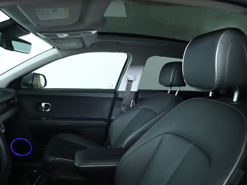Used 2022 Hyundai Ioniq 5 Limited image 20