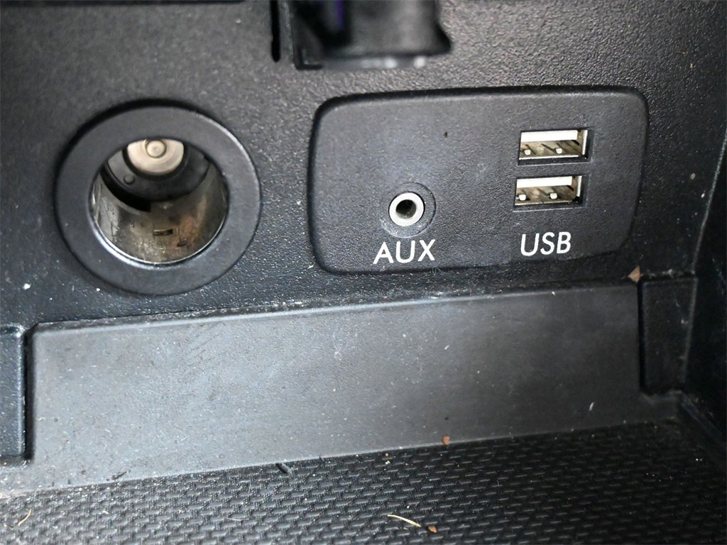 Used 2017 Subaru Outback 2.5i Touring image 15