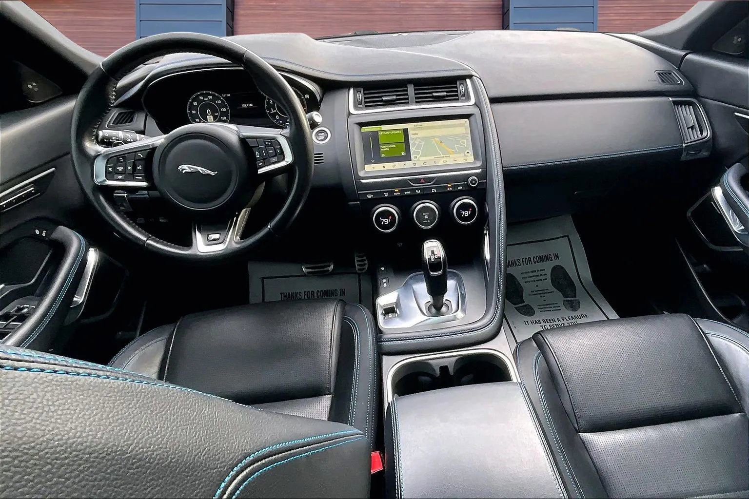 Used 2019 Jaguar E-PACE R-Dynamic SE image 16