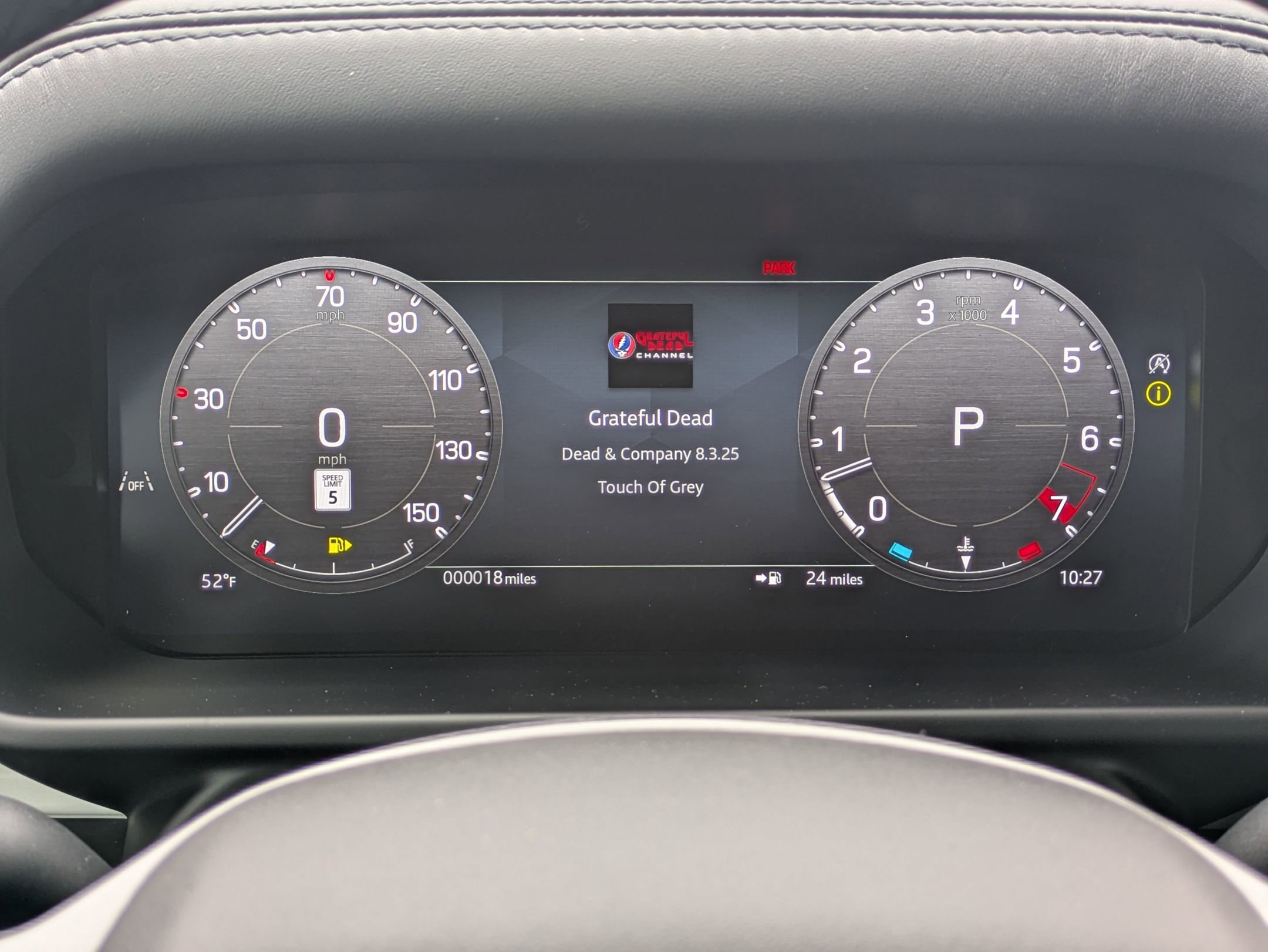 New 2026 Land Rover Defender 110 X-Dynamic SE image 10