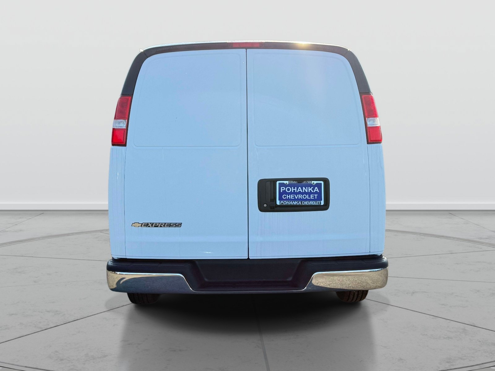 New 2026 Chevrolet Express 2500 Extended w/ Driver Convenience Package RWD image 3