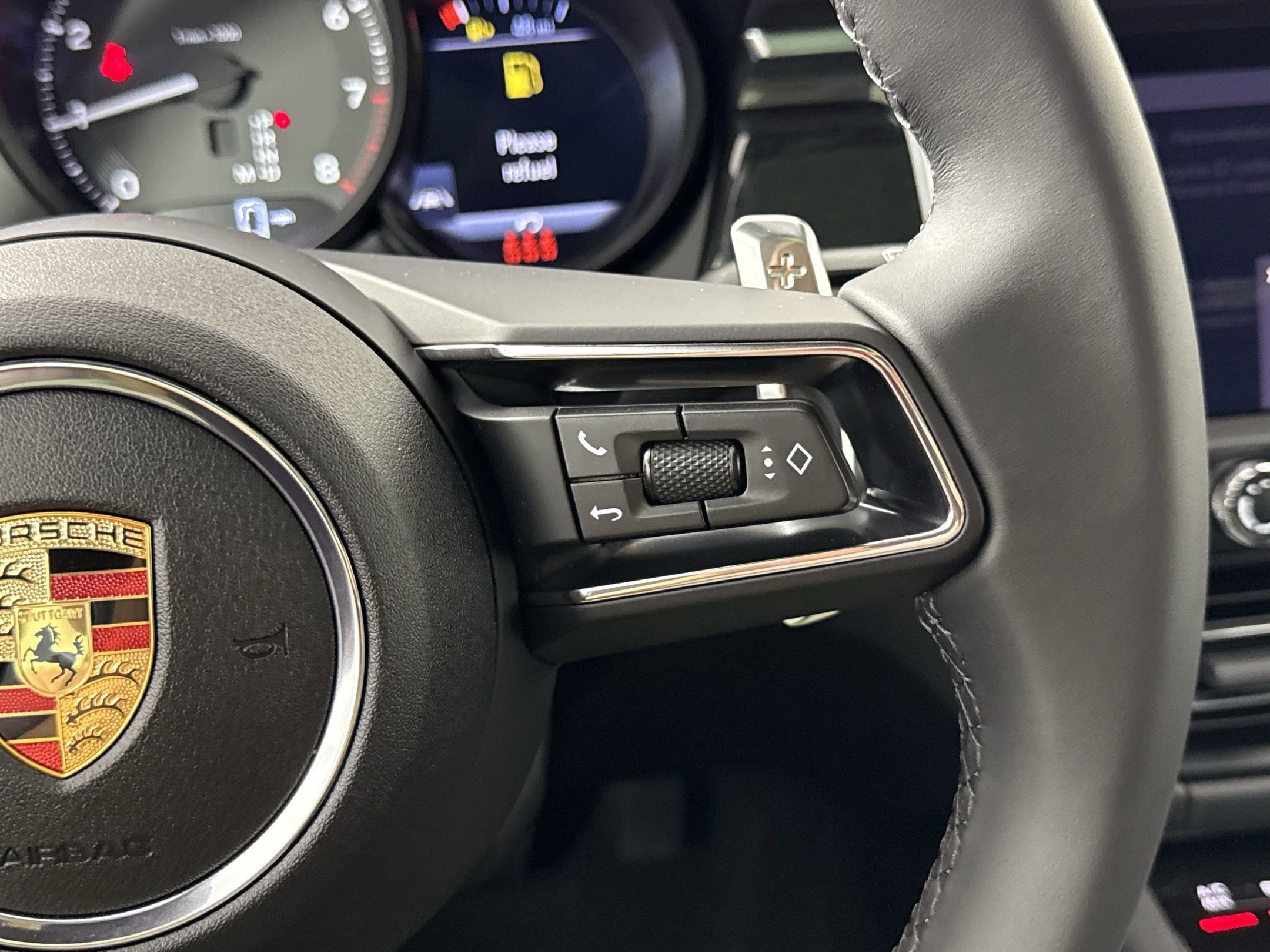 New 2025 Porsche Macan image 19