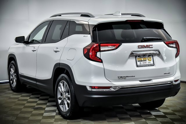 Used 2022 GMC Terrain SLT image 5
