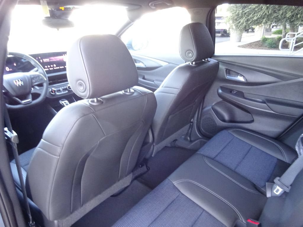 New 2026 Buick Envista Sport Touring w/ Convenience I Package FWD image 18