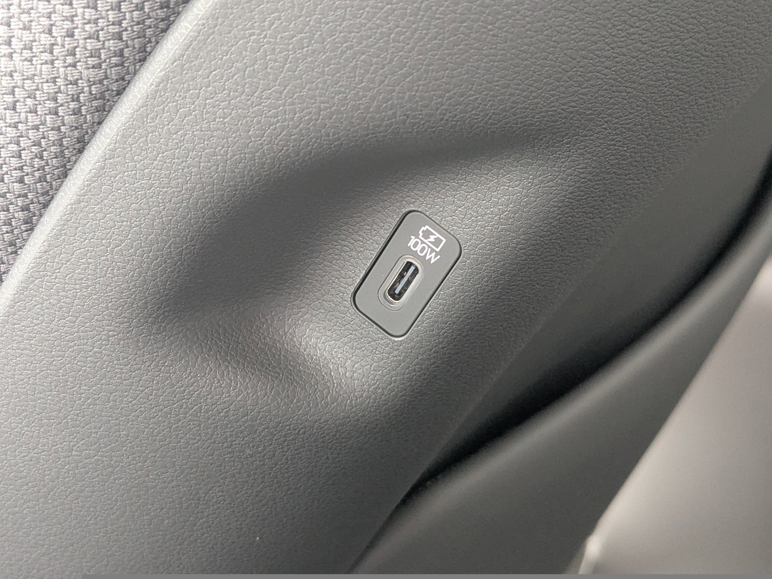 Certified 2026 Hyundai Ioniq 9 SE AWD/4WD image 14