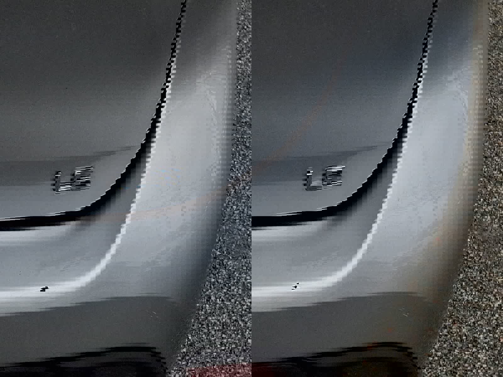 Used 2023 Toyota Highlander LE image 34