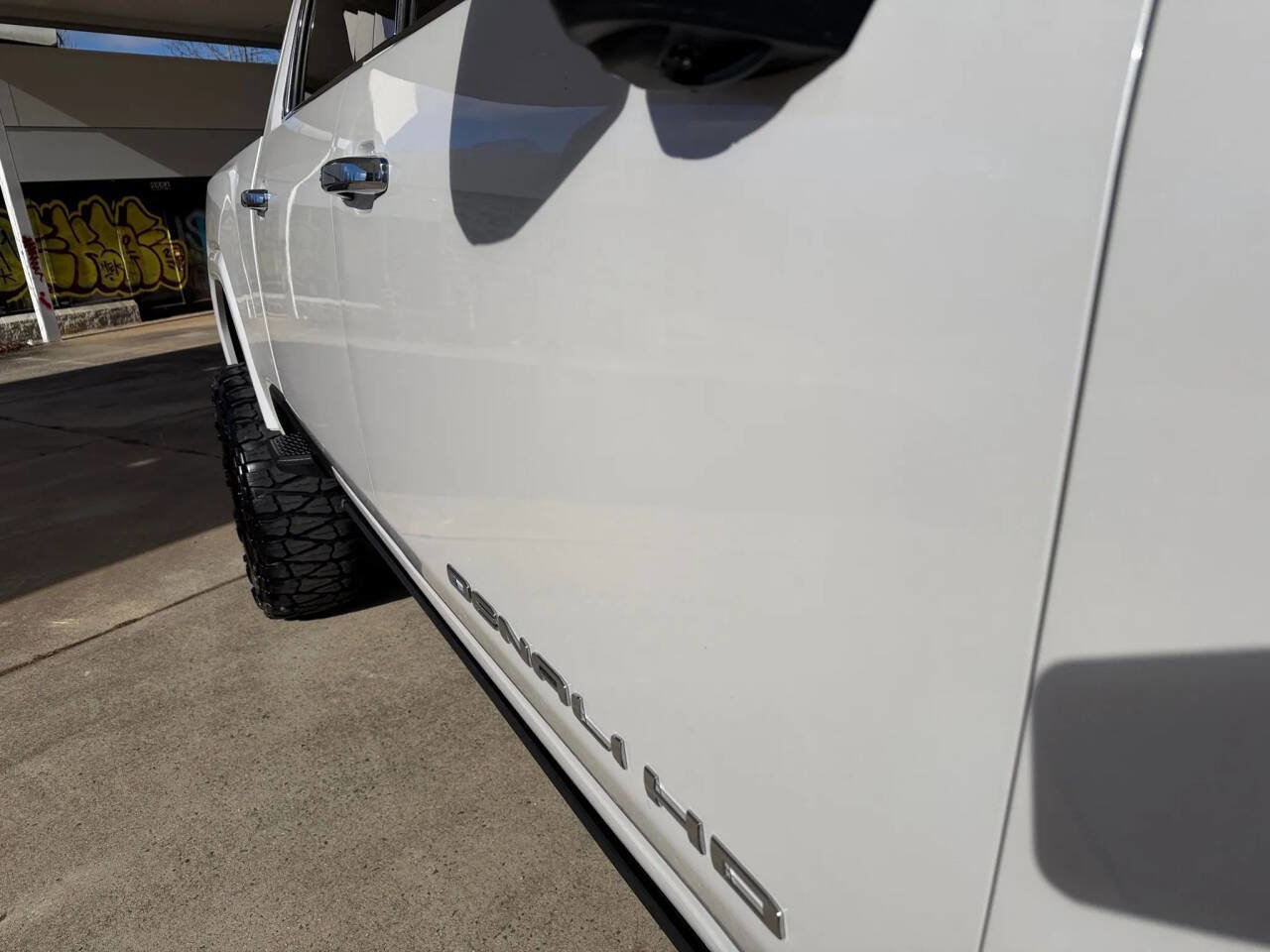 Used 2020 GMC Sierra 2500 Denali w/ Denali Ultimate Package image 11