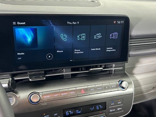 Used 2025 Hyundai Kona SEL image 22