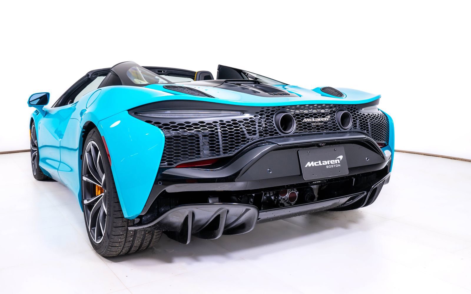 New 2026 McLaren Artura Spider image 12