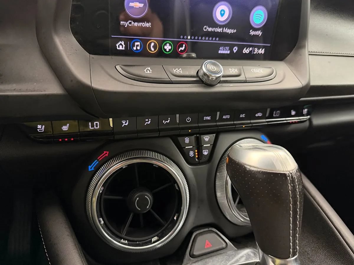 Used 2019 Chevrolet Camaro SS RWD image 25
