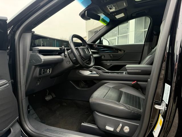 Used 2024 Lincoln Nautilus Reserve w/ Equipment Group 202A image 20