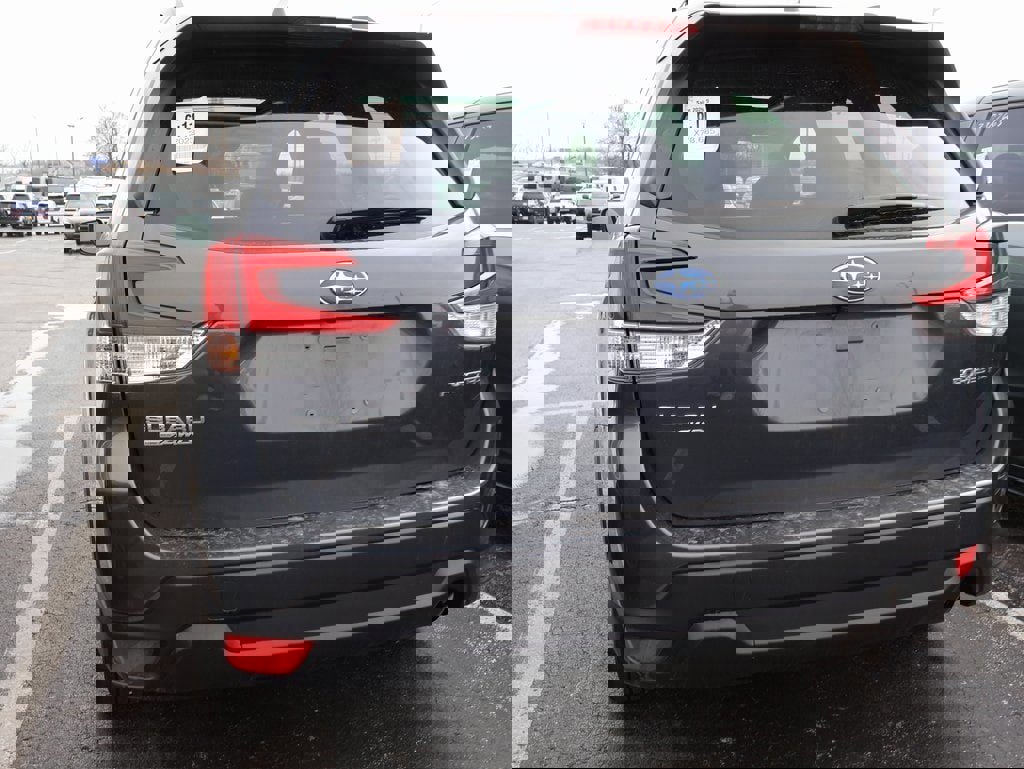 Used 2023 Subaru Forester Premium image 15