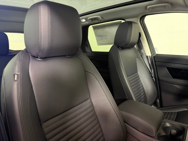 Certified 2025 Land Rover Discovery Sport S AWD/4WD image 36
